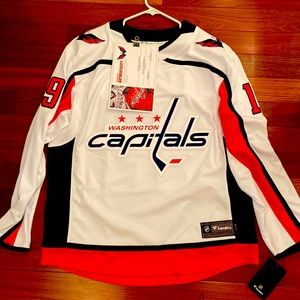 Authentic autographed/signed Nicklas Backstrom Washington Capitals jersey